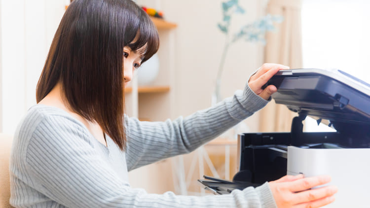 EPSON EP-881AW（用紙つまり） EP-709A（古くなったので） EPSON EP-709A】紙詰まりの原因と対処方法について解説 - インク塾